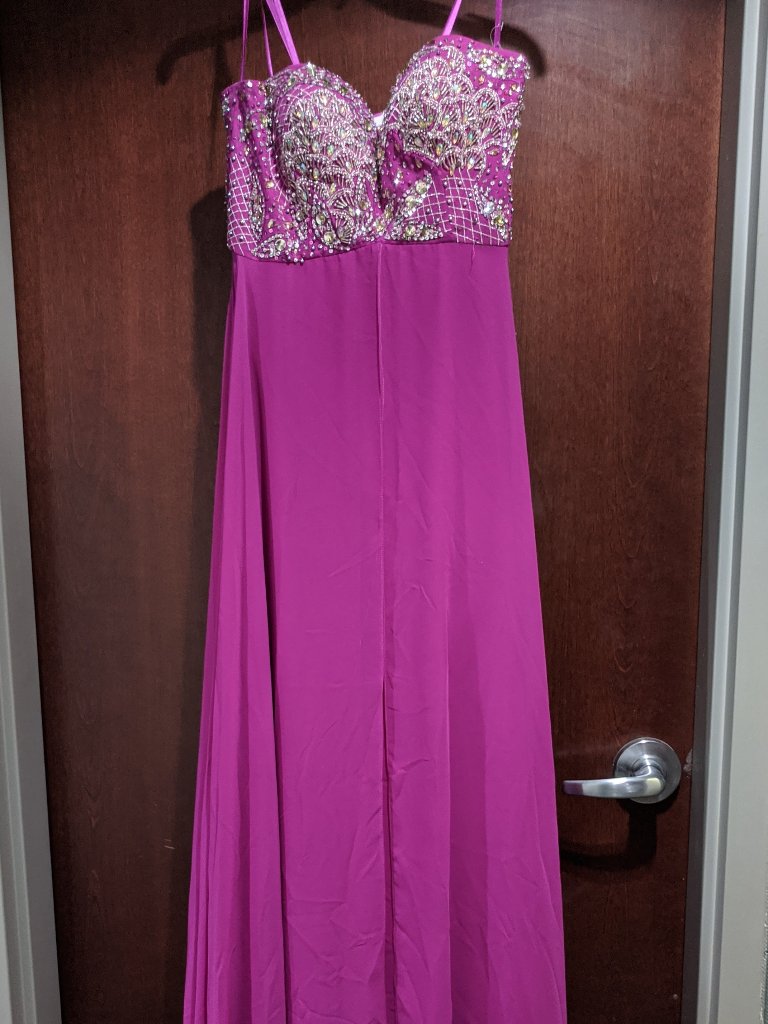 Jolene 14231 Size 10 Magenta Prom Dress